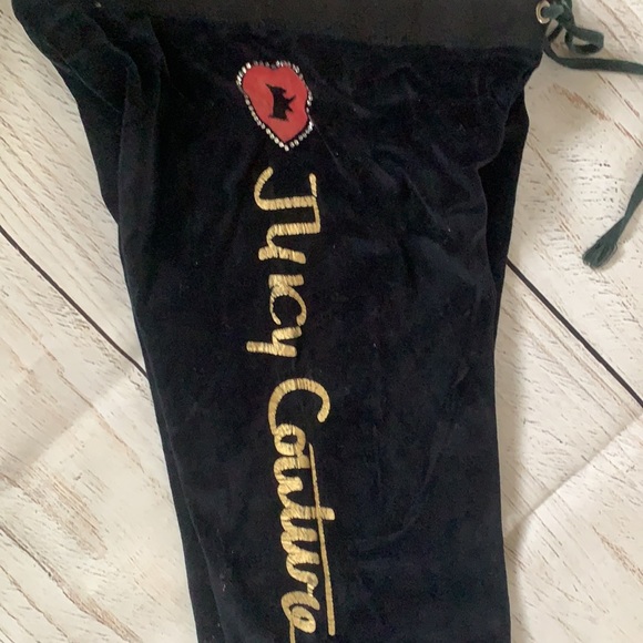 Juicy Couture! - Picture 4 of 9